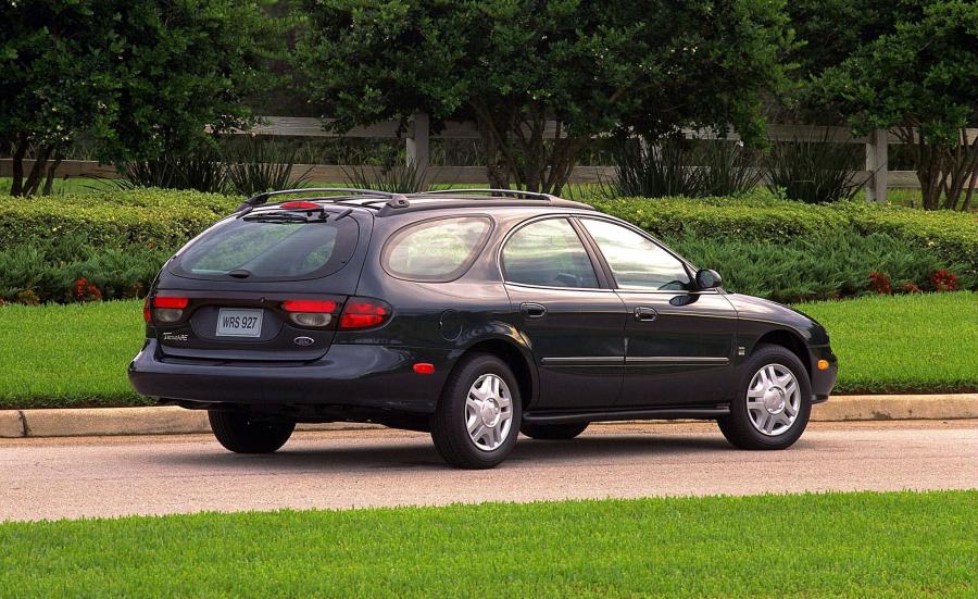  Ford Taurus Wagon 1996 года  (фото 2 из 9)